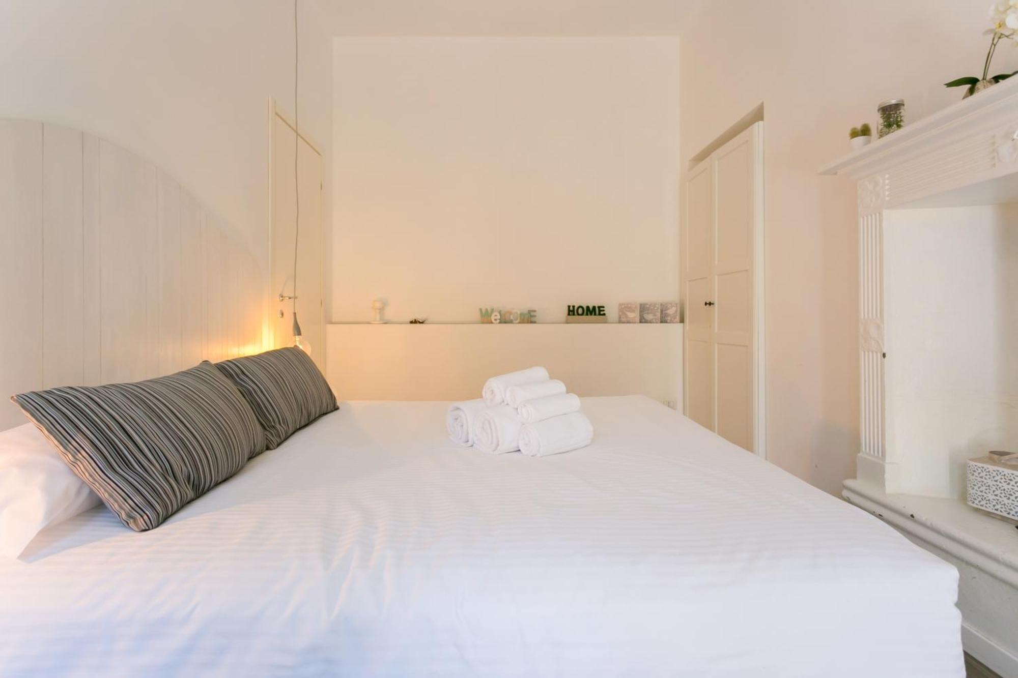 Milano Apartments Vigevano 41 Δωμάτιο φωτογραφία
